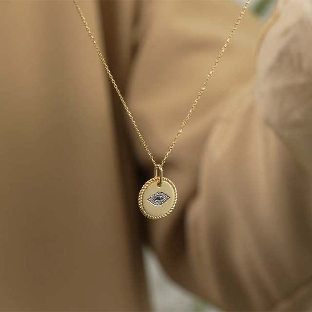 0,07 Karat Göz Pırlanta Kolye