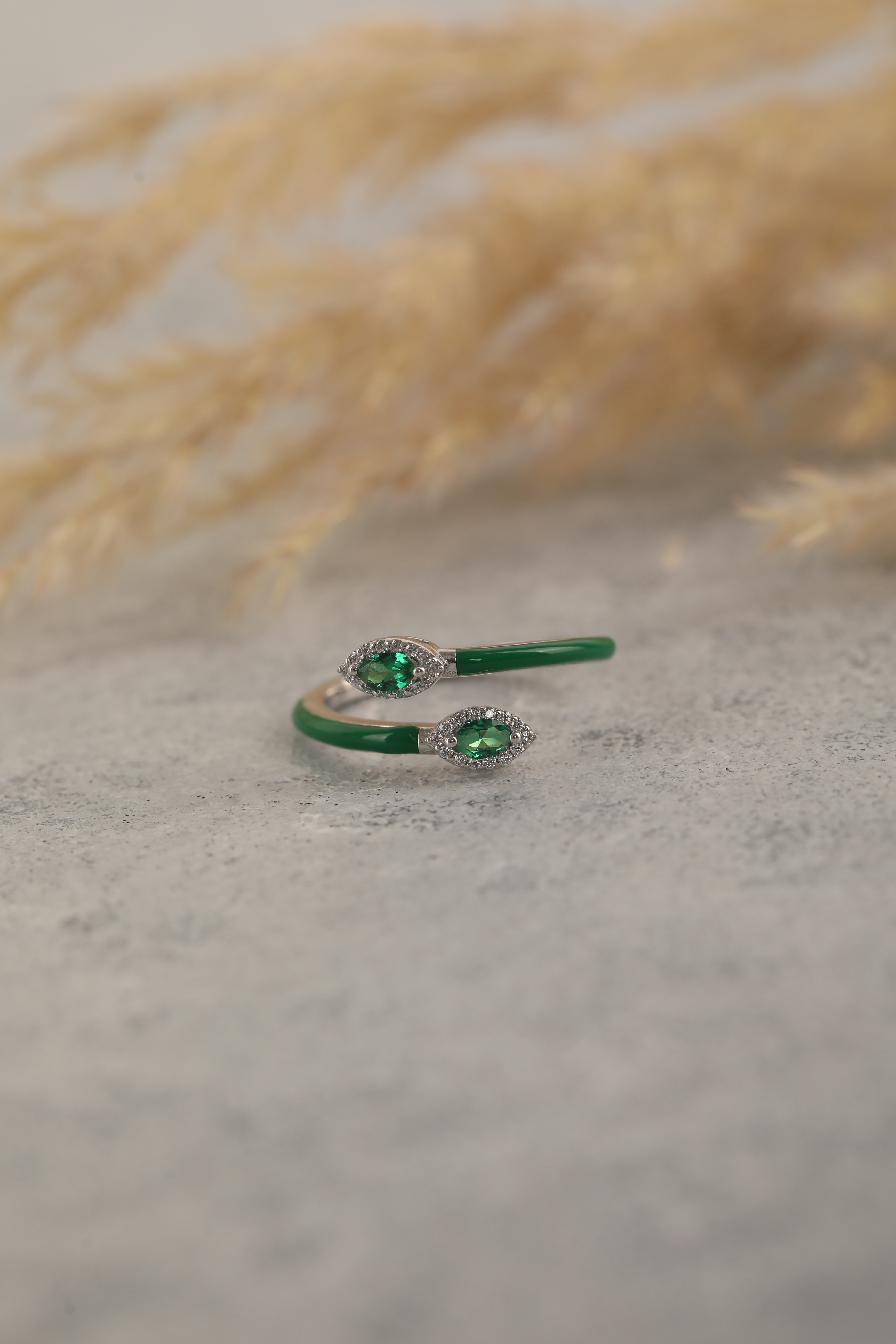 0,40 Karat Yeşil Mineli Emerald Yüzük