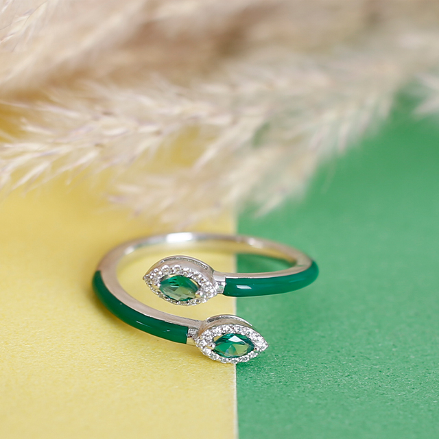 0,40 Karat Yeşil Mineli Emerald Yüzük
