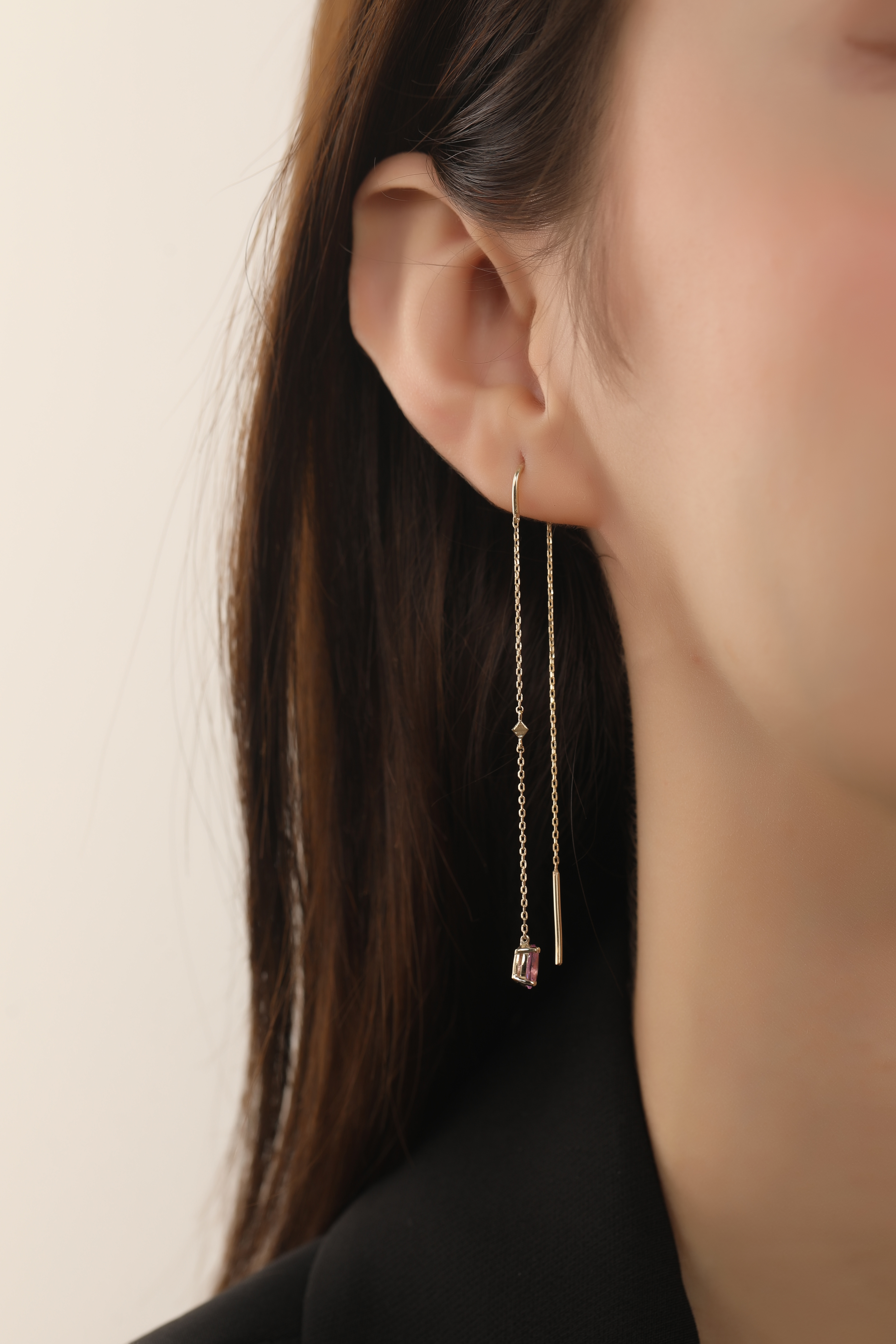 Sallantılı Oval Kesim Pembe Safir Küpe